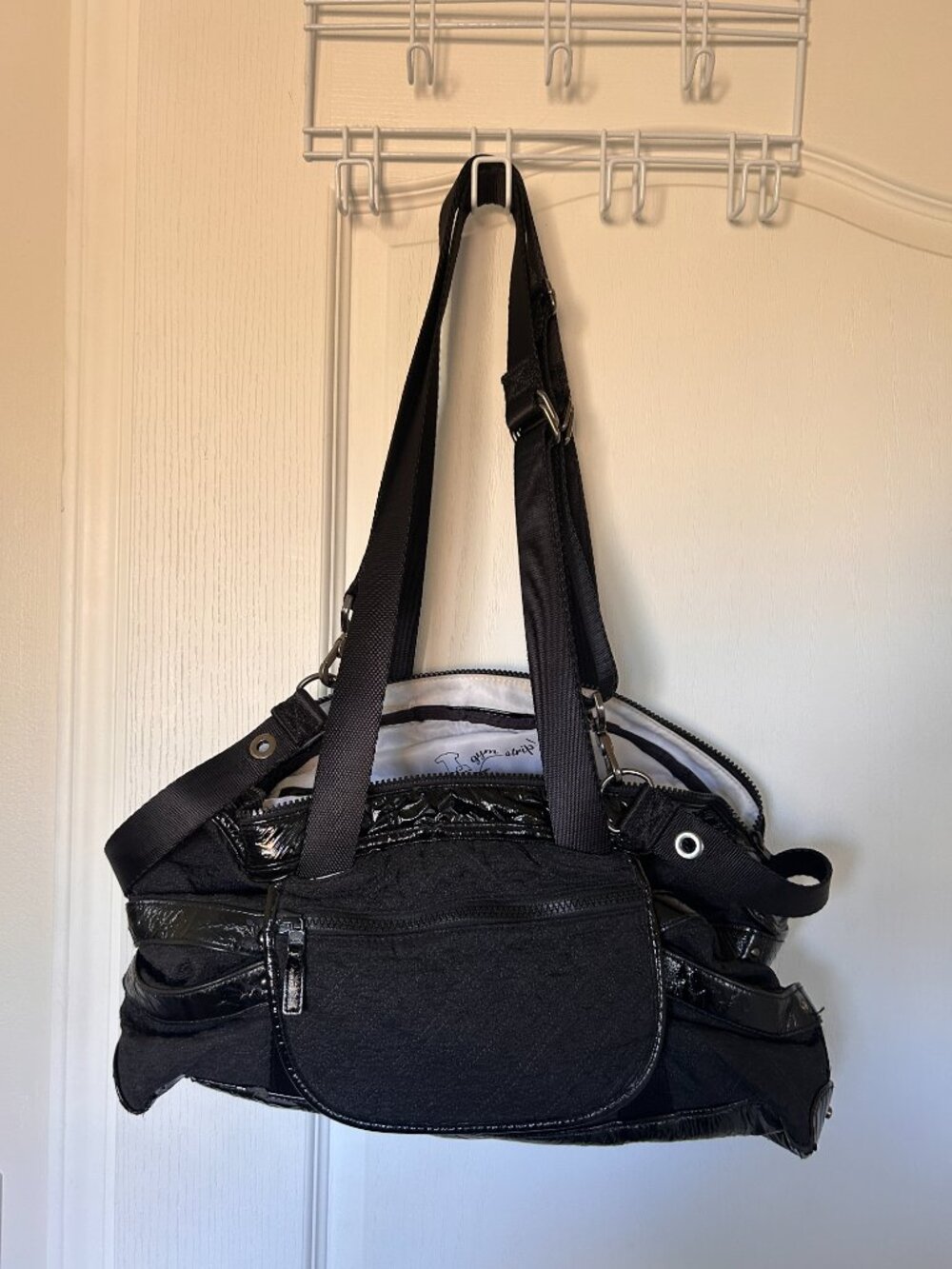 LULULEMON Circuit Gym Bag in black - Picture 8 of 10
